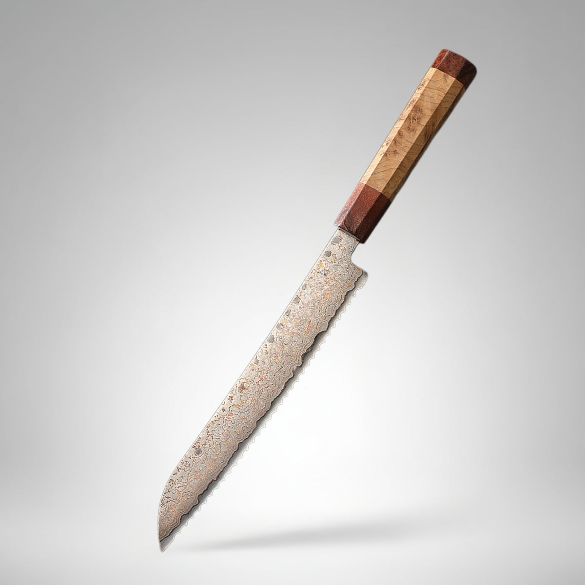 8.7” Bread Knife in 37-Layer Tricolour Damascus Steel