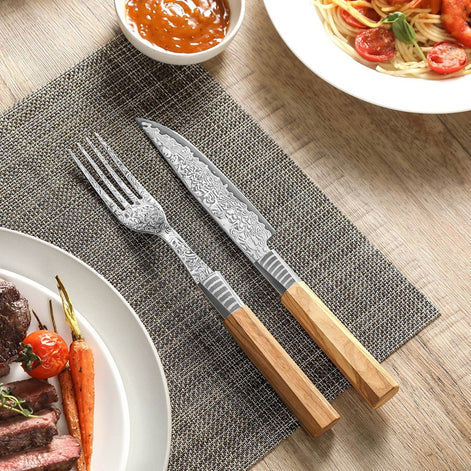 2-Piece Carving Fork and Knife Set in 67-Layer Damascus Steel with Olive Wood Handle