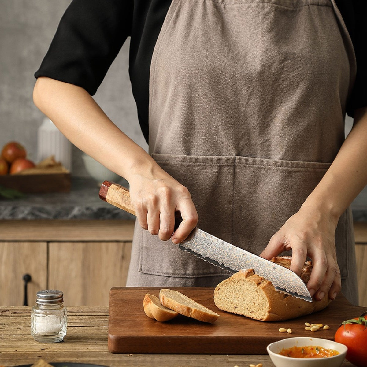 8.7” Bread Knife in 37-Layer Tricolour Damascus Steel