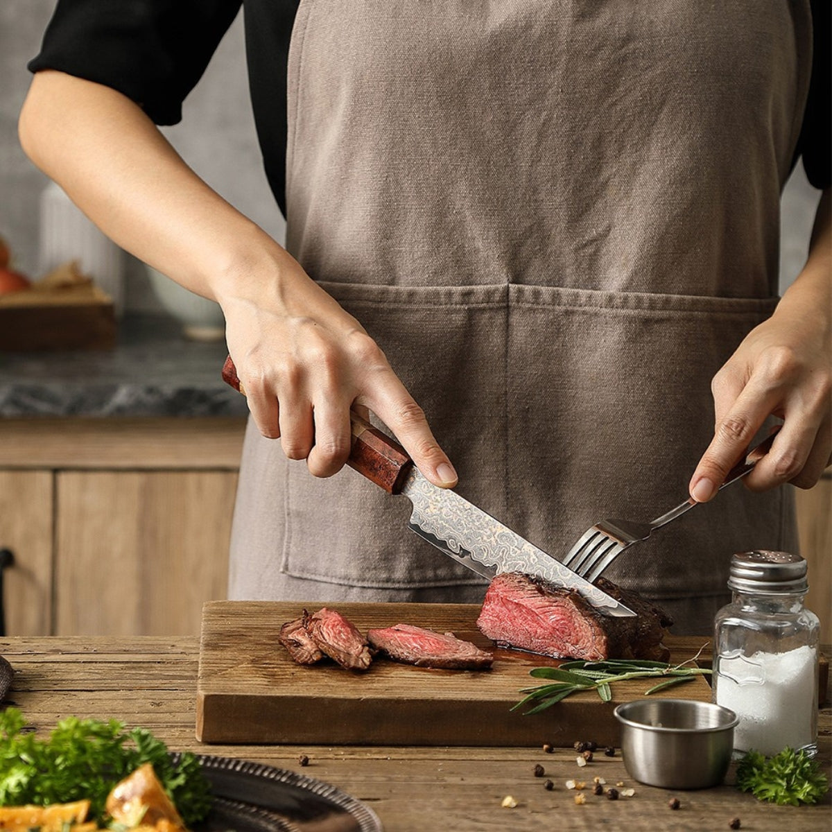 Utility Knife 5.5” in Tricolour Damascus Steel