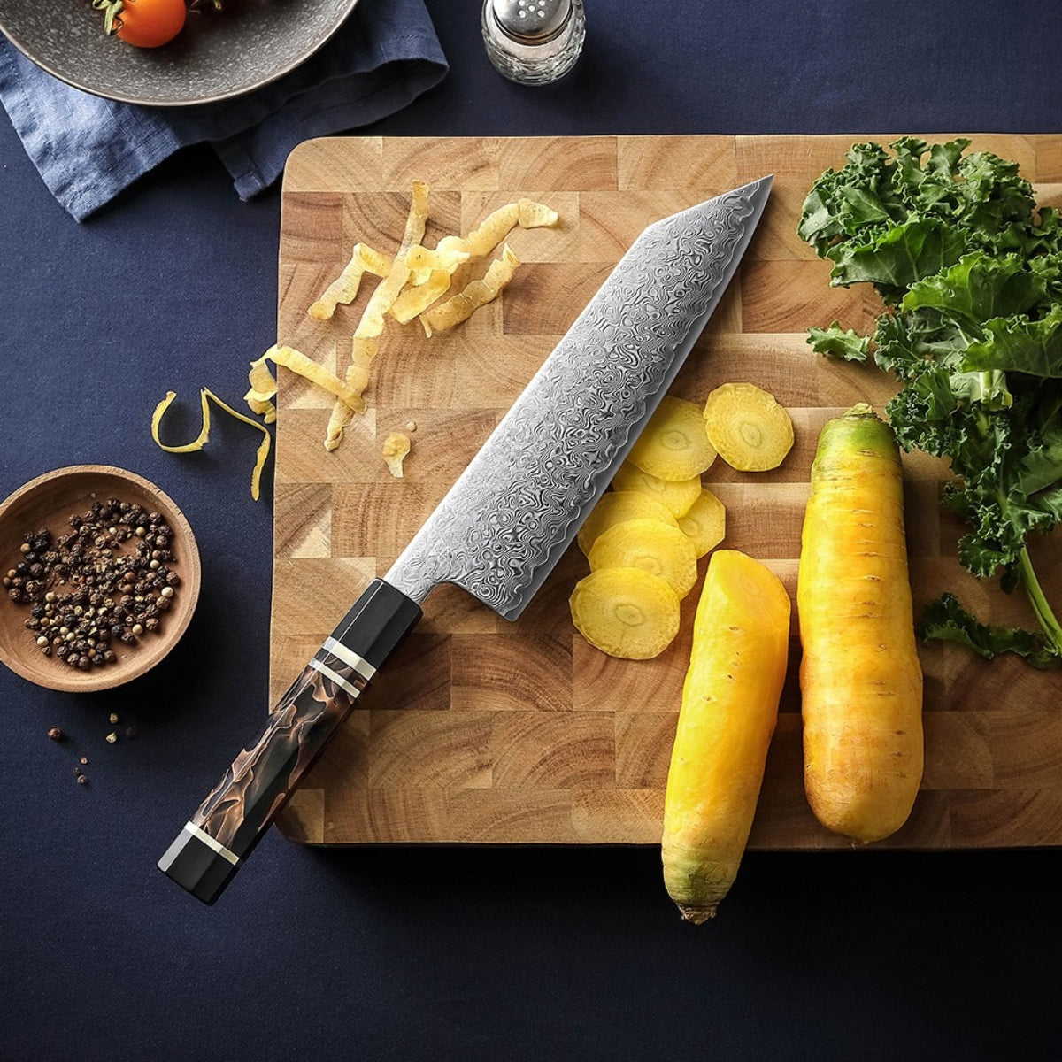 Bunka Knife in Damascus Steel with ZDP-189 Core