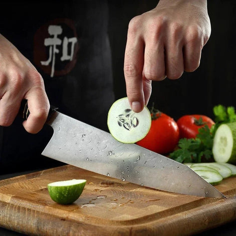 Chef’s Knife in 110-Layer Damascus Steel with Hybrid Handle