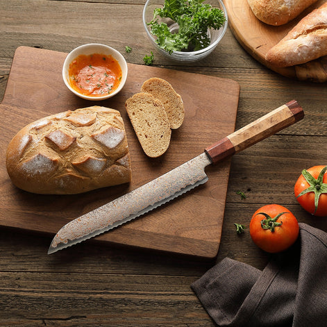 8.7” Bread Knife in 37-Layer Tricolour Damascus Steel