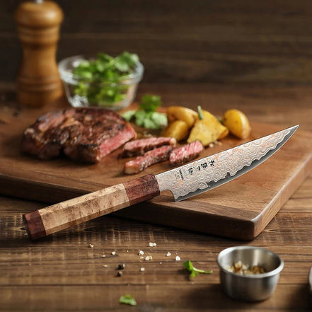 Faca de Carne de 5,5" em Aço Damasco de Cobre Tricolor - Forja Fogo&Faca
